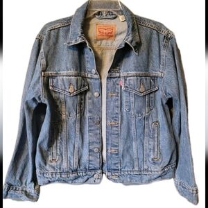 Levi's Women's Trucker Jean Jacket Size Large Grunge Revival